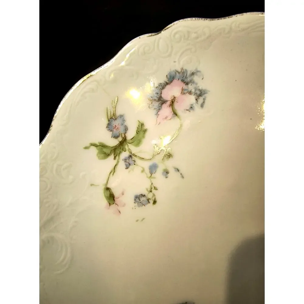 1904.  Vintage Bohemian Austrian Merkelsgrun Dessert Plate White Floral
